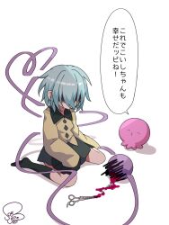 1girl 1other black_shoes blood commentary_request full_body green_hair green_skirt heart heart_of_string highres komeiji_koishi no_headwear octopus scissors shaded_face shirt shoes short_hair signature simple_background sitting skirt soesoe300 speech_bubble third_eye touhou translation_request wariza white_background yellow_shirt