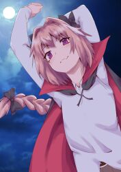 1boy arm_behind_head arms_up astolfo_(fate) belt belt_buckle black_bow bow buckle cape closed_mouth cloud cloudy_sky cosplay dracula dracula_(cosplay) eyelashes fang fate/apocrypha fate_(series) full_moon hair_bow hair_intakes halloween highres light_blush male_focus medium_hair moon multicolored_hair night night_sky pink_hair purple_hair shirt skin_fang sky smile solo streaked_hair trap two-sided_cape two-sided_fabric upper_body vampire_costume white_shirt yi_yu_ruanruo