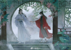 2boys absurdres architecture black_eyes black_hair black_hanfu black_shoes bud chinese_clothes chinese_commentary closed_mouth coat dao_gui_yi_xian door east_asian_architecture flower folding_fan full_body hair_bun half_updo hand_fan hanfu he_lian_yi highres holding holding_fan holding_hands lattice leaf li_huowang long_hair long_sleeves looking_at_another lotus lotus_leaf male_focus multiple_boys open_clothes open_coat paper_fan plant railing rain red_coat robe sash shoes single_hair_bun smile socks stairs standing water_drop watermark weibo_watermark white_hanfu white_shoes white_socks wide_sleeves window yaoi zhuge_yuan
