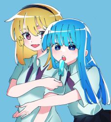 2girls 6npnmcuvsauiemp black_hairband blonde_hair blue_background blue_eyes blue_hair blue_skirt blush fang food furude_rika hairband higurashi_no_naku_koro_ni higurashi_no_naku_koro_ni_gou holding holding_food holding_popsicle houjou_satoko hug hug_from_behind multiple_girls open_mouth popsicle purple_eyes purple_ribbon ribbon sharing_food simple_background skirt smile yuri