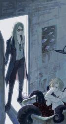 2boys bathtub black_coat black_pants blonde_hair chinese_commentary coat commentary_request daybit_sem_void fate/grand_order fate_(series) frown highres jewelry long_hair male_focus monster_771 multiple_boys necklace nude pants pendant purple_eyes sunglasses tentacles tezcatlipoca_(fate)
