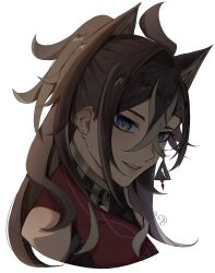 1girl 4reiji absurdres ahoge bandeau bare_shoulders black_bandeau black_hair blonde_hair blonde_streaks blue_eyes crossed_bangs dark-skinned_female dark_skin dehya_(genshin_impact) earrings genshin_impact gold_trim hair_between_eyes hair_ears highres jewelry long_hair looking_to_the_side parted_lips portrait red_bandeau signature simple_background single_earring slit_pupils smile solo teeth triangle_earrings two-tone_bandeau usekh_collar white_background yellow_pupils