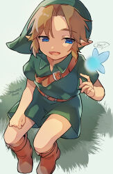 1boy artist_name belt blonde_hair blue_eyes boots brown_belt brown_boots child commentary_request english_text fairy green_hat green_tunic hat highres link navi nintendo on_grass open_mouth pointy_ears sakamoto_mitsuki shoulder_belt sitting smile solo speech_bubble the_legend_of_zelda the_legend_of_zelda:_ocarina_of_time translation_request tunic young_link