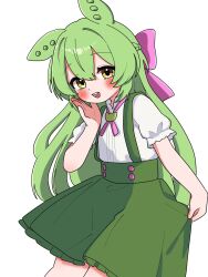 1girl blush bow buttons green_hair green_skirt hair_bow hand_up haru_maron highres long_hair looking_at_viewer neck_ribbon open_mouth ribbon shirt short_sleeves simple_background skirt skirt_hold smile solo suspender_skirt suspenders voiceroid voicevox white_background white_shirt yellow_eyes zundamon
