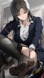 1girl bag black_hair black_thighhighs feet garter_straps handbag high_heels highres jewelry long_hair necklace nonohachi original red_eyes shoes solo thighhighs unworn_shoes watch wristwatch