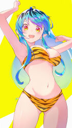 1girl absurdres ahoge animal_print aqua_hair arm_up bikini black_hair blush breasts commentary cone_horns cowboy_shot fur_bikini gluteal_fold green_hair hand_up highres horns itou_kazuki large_breasts long_hair looking_at_viewer lum multicolored_hair navel oni open_mouth orange_eyes pink_hair pointy_ears print_bikini purple_hair signature smile solo standing stomach strapless strapless_bikini swimsuit tiger_print two-tone_background urusei_yatsura very_long_hair white_background yellow_background yellow_bikini yellow_horns