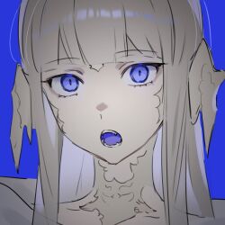 1girl au_ra blue_background blunt_bangs colored_tongue fangs final_fantasy final_fantasy_xiv highres hime_cut horns looking_at_viewer millimetre_0 monster_girl open_mouth purple_eyes purple_tongue scales simple_background solo upper_body warrior_of_light_(ff14)
