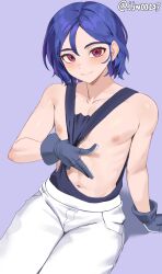 1boy artist_name blue_hair closed_mouth commentary g1_(jjw00123) gloves grey_gloves gundam gundam_gquuuuuux highres looking_at_viewer male_focus navel nipples pants parted_bangs purple_background red_eyes short_hair shuji_ito simple_background sitting smile solo twitter_username white_pants