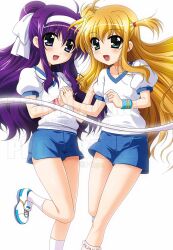 2girls arisa_bunnings blonde_hair blue_eyes blue_shorts blush commentary_request finish_line green_eyes gym_shirt hachimaki headband higa_yukari highres holding_hands long_hair looking_at_viewer lyrical_nanoha mahou_shoujo_lyrical_nanoha multiple_girls open_mouth ponytail shirt short_sleeves shorts simple_background standing standing_on_one_leg tsukimura_suzuka two_side_up watermark white_background white_shirt wristband yuri