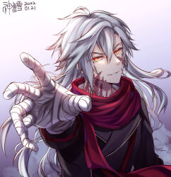 1boy ahoge artist_name bandaged_arm bandages dated double-parted_bangs eiyuu_densetsu evil_grin evil_smile floating_hair gradient_background grey_background grin hair_between_eyes hajimari_no_kiseki highres ishmelga_rean long_hair looking_at_viewer male_focus rean_schwarzer red_scarf scarf sideburns slit_pupils smile solo white_hair willfin yellow_eyes