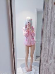 1girl asian cosplay eromanga_sensei flat_chest highres izumi_sagiri izumi_sagiri_(cosplay) long_hair no_panties pajamas phone photo_(medium) pussy selfie silver_hair solo uncensored xiaoxian