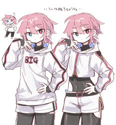 1boy black_bodysuit blue_eyes bodysuit bright_pupils closed_mouth commentary_request covered_navel expressionless heterochromia highres hood hood_down hooded_jacket hoodie jacket male_focus multiple_views original pink_eyes pink_hair raito-kun_(uenomigi) short_hair shorts sketch translation_request tsurime turtleneck uenomigi white_hoodie white_jacket white_pupils white_shorts zipper zipper_pull_tab
