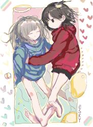 2girls absurdres armpit_carry bare_legs barefoot blue_coat closed_eyes coat halo highres looking_at_another multiple_girls original red_coat roisa winter_clothes winter_coat yellow_halo yuri