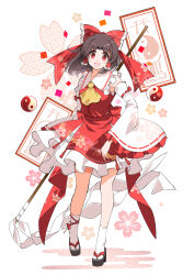 1girl :d black_hair bow detached_sleeves floral_background floral_print full_body gohei hair_bow hakurei_reimu highres holding holding_gohei looking_at_viewer medium_hair okobo open_mouth platform_sandals red_bow red_eyes red_shirt red_skirt sandals shirt skirt smile solo tabi touhou usuusu white_background white_sleeves wide_sleeves