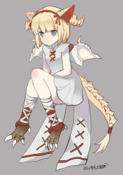 Rule 34 | 1girl, blonde hair, blue eyes, blush, bow, claws, closed mouth, commentary request, dragon girl, dragon horns, dragon tail, dragon wings, dress, female focus, grey background, grey dress, hair bow, hairband, horns, lunacats, myr (p&amp;d), puzzle &amp; dragons, red bow, red hairband, simple background, sitting, sleeveless, sleeveless dress, smile, solo, tail, white wings, wings