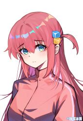 1girl absurdres aqua_eyes artist_name bocchi_the_rock! chinese_commentary commentary_request cube_hair_ornament furrowed_brow gotoh_hitori guhuabingwu hair_between_eyes hair_ornament highres jacket light_blush long_hair looking_at_viewer one_side_up pink_hair pink_jacket sidelocks solo track_jacket upper_body white_background