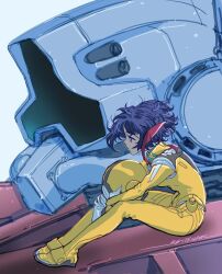 1girl assault_visor bodysuit commentary_request full_body gelgoog_(gquuuuuux) gundam gundam_gquuuuuux helmet highres holding holding_helmet looking_to_the_side mecha mecha_pilot_suit mobile_suit necktie normal_suit_(gundam) purple_hair red_necktie robot science_fiction shiiko_sugai short_hair signature sitting solo unworn_headwear unworn_helmet wind yellow_bodysuit yonemura_kouichirou