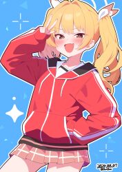 1girl artist_name blonde_hair blue_archive blue_background blush commentary_request cowboy_shot dandan_(uaee4742) dated fang hand_in_pocket hand_up highres jacket long_sleeves looking_at_viewer open_mouth outline pleated_skirt red_jacket skin_fang skirt solo twintails v white_outline yellow_eyes yoshimi_(blue_archive)