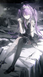 1girl absurdres bandaged_leg bandages black_dress black_shoes black_thighhighs character_request chinese_commentary closed_mouth commentary_request copyright_request dress hair_between_eyes hair_intakes hairband highres lolita_hairband long_hair looking_at_viewer paw_pose purple_hair shoes sidelocks single_thighhigh sleeveless sleeveless_dress smile solo thighhighs twintails white_hairband yellow_eyes zadun