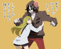 1boy 1girl anger_vein anime_coloring annoyed aqua_eyes bag bandaged_chest bandaged_hand bandaged_head bandages black_bag black_hair black_shorts blonde_hair blood blood_on_clothes blood_splatter blood_stain commentary_request covered_collarbone cowboy_shot denim expressionless eyelashes fang frown furrowed_brow grey_eyes grey_hoodie hair_over_one_eye height_difference hetero heterochromia hood hood_up hoodie hug isaac_foster jeans kurimilove long_sleeves looking_at_another open_mouth pants rachel_gardner red_pants satsuriku_no_tenshi shirt short_hair shorts shoulder_bag simple_background teeth translation_request v-neck white_shirt yellow_background yellow_eyes
