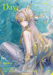 1girl :d absurdres arknights artstudio_(medium) bare_shoulders blonde_hair blue_hair chinese_commentary colored_extremities commentary commentary_request dated dragon_girl dragon_horns earrings email_address english_commentary grey_eyes grey_hair grey_tube_top grin hair_between_eyes highres horns jewelry linxizhiyi looking_at_viewer making-of_available mixed-language_commentary multicolored_hair necklace open_mouth pointy_ears shu_(arknights) smile solo strapless tube_top watermark web_address weibo_watermark