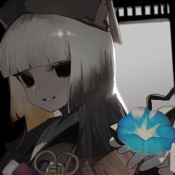 1girl black_eyes black_hair black_hat black_kimono blue_flower blunt_bangs breasts commentary_request creepy_eyes fate/grand_order fate_(series) flower gradient_hair grey_hair hamelon310 hat highres japanese_clothes kimono long_sleeves looking_at_viewer medium_hair morning_glory multicolored_hair sen_no_rikyu_(fate) sen_no_rikyu_(second_ascension)_(fate) small_breasts smile solo teeth upper_body wide_sleeves
