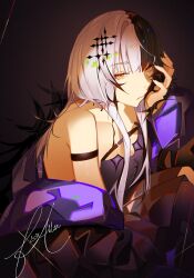 1girl black_coat black_dress black_hair breasts cleavage coat dress f15xallen grey_hair highres hololive hololive_english long_hair looking_at_viewer multicolored_hair purple_coat shiori_novella shiori_novella_(1st_costume) solo split-color_hair two-sided_coat two-sided_fabric two-tone_hair virtual_youtuber yellow_eyes