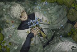1boy absurdres artist_name black_shirt blue_eyes blue_flower commentary english_commentary fingernails flower glasses hair_over_one_eye highres holding holding_flower kaidenchii lily_pad long_sleeves looking_ahead lying male_focus on_back one_eye_covered parted_bangs partially_submerged pince-nez plant qifrey_(tongari_boushi_no_atelier) red_flower ripples robe shirt sleeves_past_wrists solo tongari_boushi_no_atelier water white_flower white_hair white_robe