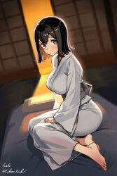 1girl akitsu_maru_(kancolle) alternate_costume architecture artist_name barefoot black_eyes black_hair blush breasts commentary_request east_asian_architecture eckert&amp;eich futon grey_sash highres indoors japanese_clothes kantai_collection kimono large_breasts looking_at_viewer obi one-hour_drawing_challenge sash short_hair shouji sitting sliding_doors solo toes white_kimono yokozuwari