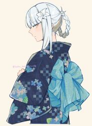 1girl alternate_costume back_bow blue_bow blue_kimono blunt_bangs bow commentary_request cropped_torso floral_print grey_hair japanese_clothes kaine_(nier) kimono kurosawa_kazuto looking_back nier nier_(series) print_kimono simple_background solo standing white_background yellow_eyes
