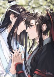 Rule 34 | 2boys, ahoge, artist name, bishounen, black hair, black hanfu, blurry, blurry background, chinese clothes, closed mouth, commentary, couple, day, depth of field, english commentary, eye contact, face-to-face, from side, grey eyes, hair between eyes, hair ribbon, hanfu, headband, high ponytail, highres, holding hands, interlocked fingers, lan wangji, long hair, long sleeves, looking at another, male focus, minataka94, modao zushi, multiple boys, outdoors, ponytail, profile, red ribbon, ribbon, robe, sidelocks, sleeves past wrists, smile, topknot, upper body, very long hair, watermark, wei wuxian, white hanfu, white headband, wide sleeves, xiao guan (headdress), yaoi, yellow eyes