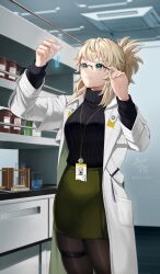 1girl abe_(nikke) absurdres beaker black_sweater blonde_hair ceiling ceiling_light cowboy_shot drawer goddess_of_victory:_nikke green_eyes green_skirt hands_up highres holding holding_test_tube lab_coat laboratory lanyard long_sleeves looking_at_object medicine_bottle name_tag pantyhose petri_dish ponytail ribbed_sweater semi-rimless_eyewear shelf signature skirt solo sweater test_tube test_tube_rack thigh_strap turtleneck turtleneck_sweater yazuki_(n_y_0714) zipper