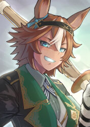 1girl animal_ears bamboo_memory_(umamusume) black_jacket blue_eyes brown_hair collared_shirt green_shirt grin hair_between_eyes highres holding holding_sword holding_weapon horse_ears horse_girl jacket looking_at_viewer multicolored_hair omichi_(gutteli) shinai shirt short_hair smile solo streaked_hair sword umamusume upper_body weapon white_hair