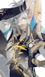 2boys antenna_hair black_choker black_gloves black_shirt blue_cape blue_eyes cape chinese_commentary choker coat commentary_request fingerless_gloves gloves highres holding holding_sword holding_weapon honkai:_star_rail honkai_(series) looking_at_viewer male_focus mississipping multiple_boys mydei_(honkai:_star_rail) phainon_(honkai:_star_rail) reflection shirt short_hair simple_background single_glove sword upper_body weapon white_background white_coat white_hair
