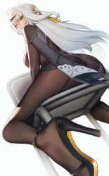 1girl absurdres ahoge ass black_pantyhose black_shoes black_shorts black_unitard breasts chair from_behind from_below hair_ornament high-waist_shorts high_heels highres large_breasts long_hair looking_at_viewer looking_back looking_down mimuxiao pantyhose shoes shorts single_hair_intake sitting solo thighs very_long_hair white_hair yellow_eyes yixuan_(zenless_zone_zero) zenless_zone_zero
