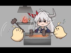 &gt;_&lt; 1girl :3 anvil asama_deng_qie asymmetrical_horns azur_lane blacksmith commentary_request fire forge furnace glowing_hot grey_horns hair_on_horn hakuryuu_(azur_lane) hakuryuu_(folded_over_a_thousand_times)_(azur_lane) hammer highres holding holding_hammer horns long_hair long_sleeves mallet manjuu_(azur_lane) red_horns simple_background smithing solo sweat white_hair