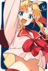 1girl arm_up blonde_hair blue_eyes fang highres looking_at_viewer midriff_peek miyauchi_lemmy navel red_sailor_collar red_skirt sailor_collar school_uniform skirt solo to_heart to_heart_(series) youhei_64d