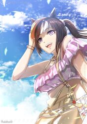1girl :t animal_ears arm_up bare_shoulders blush boater_hat breasts commentary cowboy_shot ears_through_headwear hair_ornament hair_scrunchie hat highres hokki-kun hokko_tarumae_(pastel_marine_locadol)_(umamusume) hokko_tarumae_(umamusume) horse_ears horse_girl jewelry large_breasts long_hair looking_at_viewer necklace official_alternate_costume official_alternate_hairstyle open_mouth outdoors overall_skirt overalls puchikun purple_eyes purple_scrunchie scrunchie see-through_bag side_ponytail smile solo striped_hair teeth tilted_headwear umamusume upper_teeth_only yellow_hat yellow_overalls