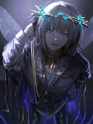 1boy alternate_costume bishounen black_cloak cloak dragonfly_wings fate/grand_order fate_(series) formal_clothes hair_branch highres leaning_forward looking_at_viewer male_focus medium_hair miroku_(butuzo33) oberon_(fate) oberon_(overnight_dream)_(fate) oberon_(third_ascension)_(fate) official_alternate_hair_color open_mouth solo spoilers suit upper_body