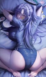 1girl absurdres ass bed blue_archive blush gym_uniform highres looking_at_viewer nompang on_bed solo yuuka_(blue_archive) yuuka_(track)_(blue_archive)