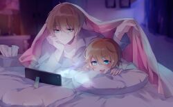 2boys 779762391_(lofter) :d aegyo_sal ahoge blue_eyes blurry blurry_background blush brothers cellphone chinese_commentary closed_mouth collarbone collared_shirt commentary_request creepypasta curtains green_eyes grey_shirt hair_between_eyes hand_on_own_cheek hand_on_own_face hands_up head_on_pillow highres homicidal_liu hood hood_down hoodie indoors jeff_the_killer lamp long_sleeves looking_at_phone lying male_focus multiple_boys night nightstand on_bed on_stomach open_mouth phone pillow shirt short_hair siblings smartphone smile sparkle teeth tissue_box tongue under_covers upper_teeth_only watching white_hoodie