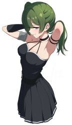 1girl armlet bare_shoulders belt black_belt black_choker black_dress black_gloves breasts choker cleavage commentary cropped_legs dress gloves green_hair grin highres jewelry looking_at_viewer looking_to_the_side medium_breasts nishizuki_shino o-ring o-ring_choker parted_lips pleated_dress profile purple_eyes sideways simple_background single_glove sleeveless sleeveless_dress smile solo sousou_no_frieren tying_hair ubel_(sousou_no_frieren) white_background