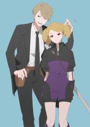 1boy 1girl arms_at_sides black_gloves black_jacket black_neckwear black_pants blonde_hair blue_background blue_eyes boots breast_pocket closed_mouth collared_shirt expressionless feet_out_of_frame formal_clothes frown gloves half-closed_eyes hand_up height_difference highres holster inukai_sumiharu jacket kuroe_futaba looking_at_viewer necktie o-ring open_clothes open_jacket pants parted_lips pocket red_eyes ruffling_hair shirt short_jumpsuit short_sleeves short_twintails simple_background smile standing suit swept_bangs sword twintails uniform weapon weapon_on_back white_shirt world_trigger yawai_tofu