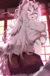 1girl absurdres animal_ears ass blurry blurry_background blush breasts bright_pupils brown_shorts commentary_request cowboy_shot from_behind furry furry_female grey_hair hair_between_eyes hannah_(mahjong_soul) highres indoors large_breasts long_bangs long_hair looking_at_viewer looking_back mahjong_soul no_bra open_mouth paid_reward_available pink_eyes plump rumine_(yoshi1234567) shirt shorts shouji sliding_doors solo striped_hair tail tiger_ears tiger_girl tiger_tail underboob undressing very_long_hair white_pupils white_shirt