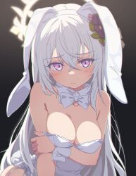 1girl alternate_costume animal_ears arm_under_breasts armpit_crease azusa_(blue_archive) backlighting bare_shoulders black_background blue_archive blush bow bowtie breasts cleavage closed_mouth commentary crossed_bangs detached_collar fake_animal_ears fake_tail floppy_ears flower frown furrowed_brow hair_between_eyes hair_flower hair_ornament halo highres leaf_hair_ornament leotard long_hair looking_at_viewer medium_breasts pink_flower playboy_bunny purple_eyes rabbit_ears rabbit_tail sando_(dukedevil) simple_background solo split_mouth strapless strapless_leotard tail upper_body very_long_hair white_bow white_bowtie white_hair white_leotard white_theme white_wrist_cuffs wrist_cuffs yellow_halo