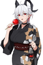 1girl absurdres ahoge alternate_costume bags_under_eyes black_choker black_horns black_kimono breasts choker commentary_request cowboy_shot curled_horns earrings grey_hair hair_between_eyes highres holding_candy_apple horns japanese_clothes jewelry key_earrings kimono koi large_breasts lhuwrya4ei45234 long_hair looking_at_viewer mole mole_under_eye multicolored_hair nail_polish open_mouth red_eyes red_nails red_sash sash simple_background solo streaked_hair white_background wuthering_waves zani_(wuthering_waves)