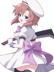 1girl :d back_bow black_thighhighs blue_eyes blush bow bowtie brown_hair cowboy_shot dress from_behind hat highres higurashi_no_naku_koro_ni holding looking_at_viewer nata_(tool) niyane open_mouth parted_bangs purple_bow purple_bowtie ryuuguu_rena short_hair short_sleeves simple_background smile solo thighhighs white_background white_dress white_hat