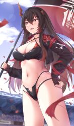 1girl alternate_costume asymmetrical_horns azur_lane bikini black_choker black_hair black_shrug breasts brown_eyes choker cosplay criss-cross_halter crotch_zipper flag gradient_hair halterneck hand_on_own_hip highres holding holding_flag horns large_breasts latex latex_bra latex_panties long_hair magdeburg_(azur_lane) midriff mole mole_on_thigh multi-strapped_panties multicolored_hair navel panties race_queen red_hair red_horns shrug_(clothing) slit_pupils solo stomach swimsuit ulrich_von_hutten_(azur_lane) ulrich_von_hutten_(ignition_matrician)_(azur_lane) underwear zipper zipper_bikini zuikillme