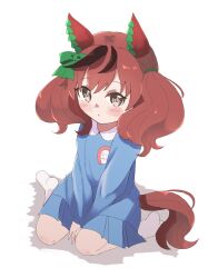 1girl aged_down animal_ears between_legs blue_shirt blue_skirt blush bow brown_eyes brown_hair closed_mouth collared_shirt commentary_request full_body green_bow hand_between_legs highres horse_ears horse_girl horse_tail kindergarten_uniform looking_at_viewer multicolored_hair nice_nature_(umamusume) okapun pleated_skirt shadow shirt simple_background sitting skirt socks solo streaked_hair tail twintails umamusume wariza white_background white_socks
