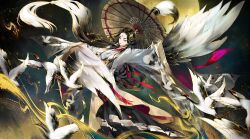 1girl bird bird_wings black_hair black_hakama black_wings brown_tabard calligraphy_brush closed_mouth crane_(animal) expressionless facial_mark feathered_wings floating_hair flock flower_facial_mark forehead forehead_mark full_body full_moon gradient_hair grey_jacket hair_ornament hakama hakama_skirt half-harpy haori highres holding holding_umbrella jacket japanese_clothes leaf_print light_particles long_hair looking_at_viewer low-tied_long_hair matsuyoi_ubume_(onmyoji) mole mole_under_eye moon multicolored_hair night night_sky oil-paper_umbrella onmyoji outdoors outstretched_arm oversized_object paintbrush petals skirt sky solo tabard thick_eyebrows two-tone_wings umbrella umbrella_over_shoulder very_long_hair white_hair white_umbrella white_wings wings ye_dian_pikaqiu yellow_eyes
